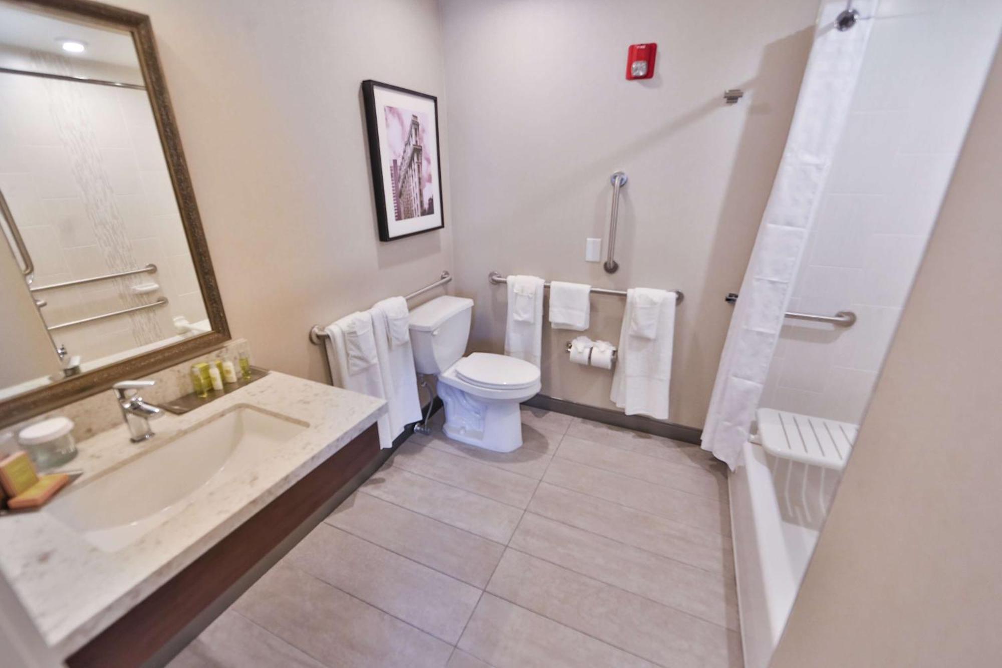 Doubletree By Hilton Atlanta Alpharetta-Windward Hotell Eksteriør bilde